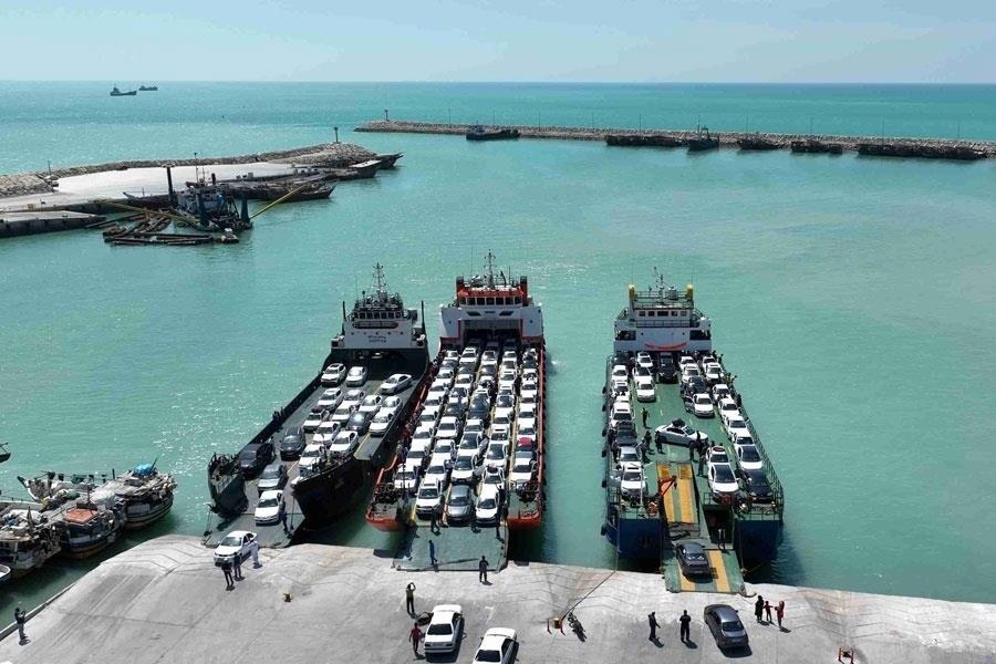 652,000 passengers travel through ports in western Hormozgan