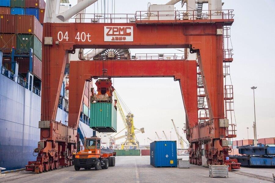 Over 135m tons of goods loaded, unloaded at Iranian ports in 7 months