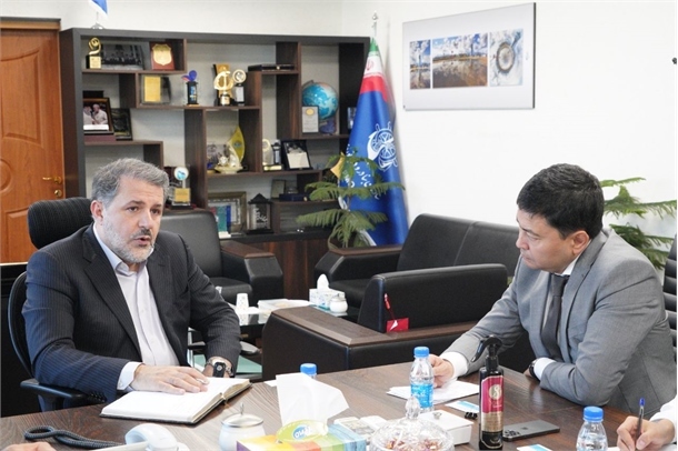 The meeting of Chairman of the Eurasian Economic Union and Trade Council with the deputy of port affairs of the ports organization/ expressing the interest of Eurasia for transit investment in Iranian ports