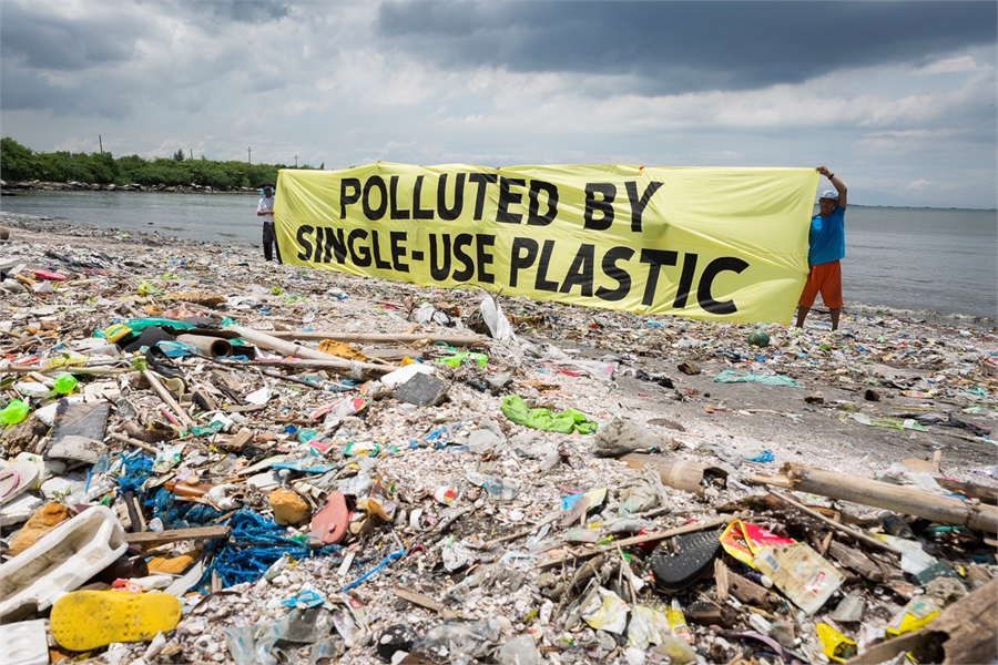 Shipping Industry Commits to Eliminating Single-Use Plastics in 2021