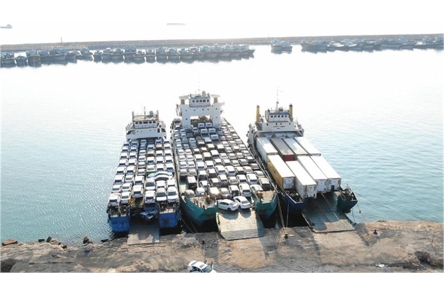35% growth in unloading and loading of non-oil goods in the western ports of Hormozgan