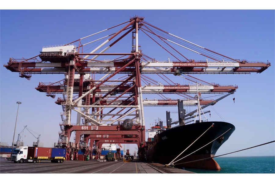 Quarterly loading, unloading of goods up 7% in Iranian ports