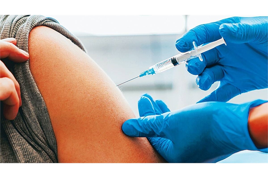 Corona Vaccination Center established in Imam Khomeini Port