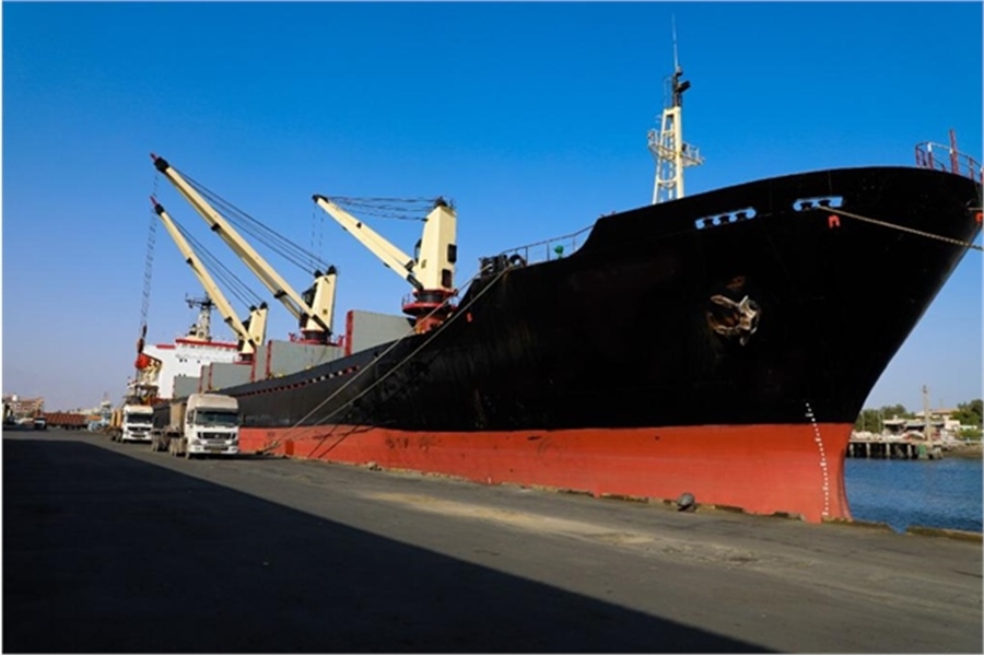 18% growth in non-oil exports through ports in east of Hormozgan