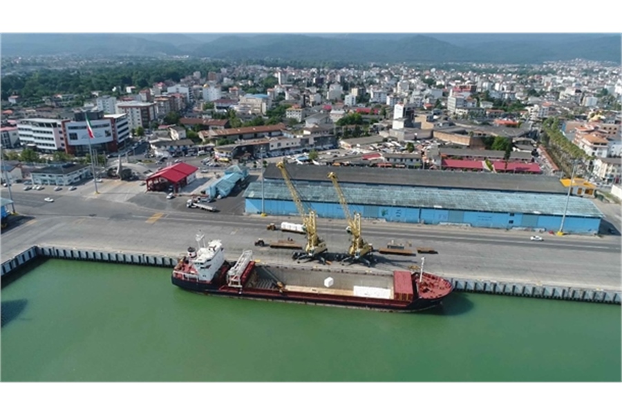 Exports through Nowshahr port to neighboring countries facilitates