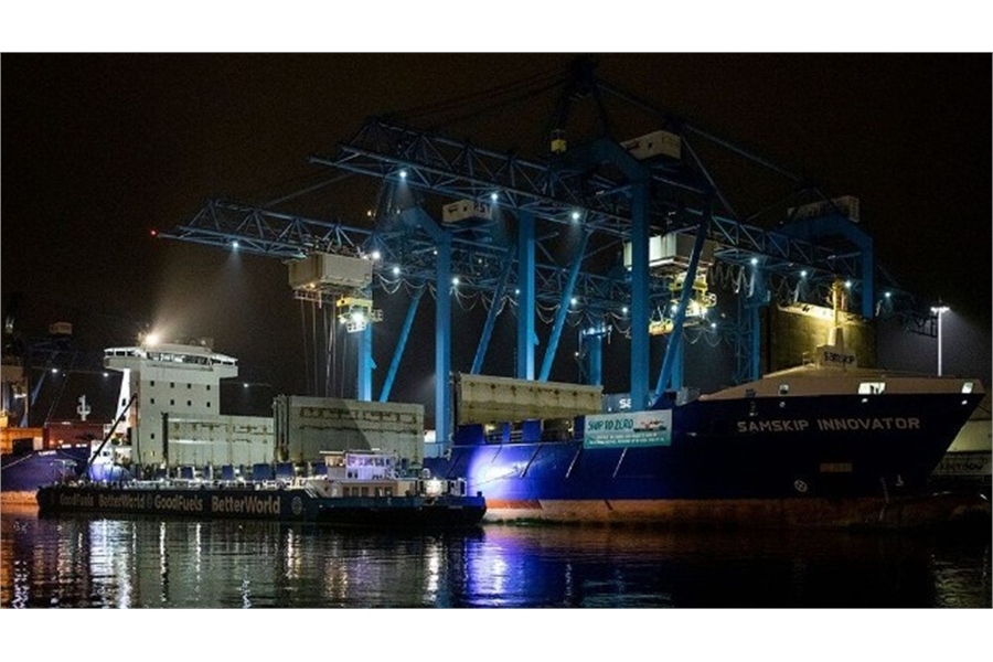 Consumer and Shipping Companies Offset CO2 Emissions Through Biofuels