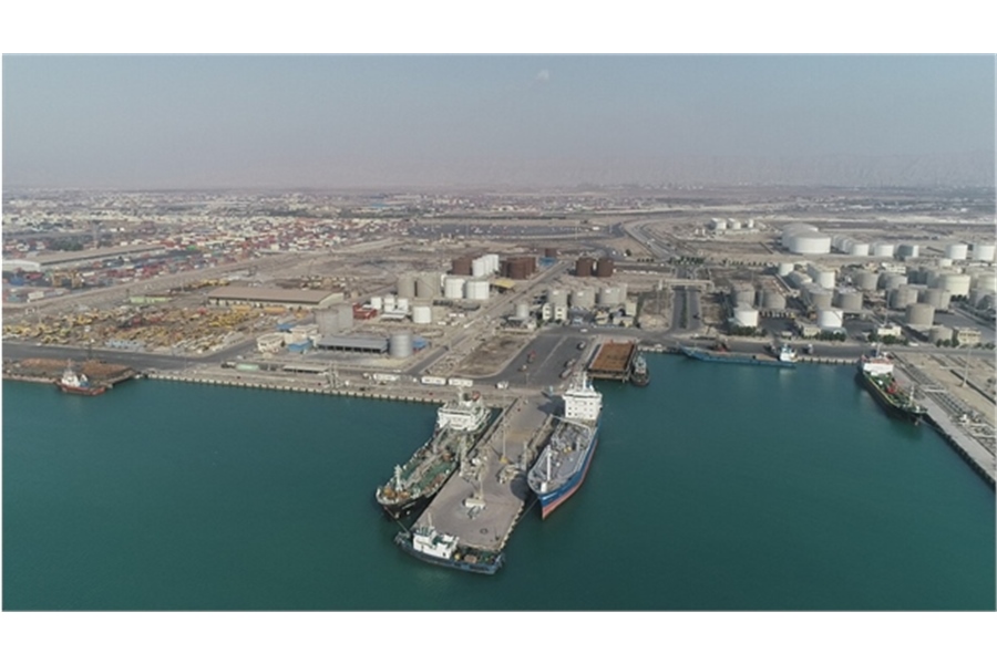 Providing premium services to the private sector in petroleum section in Persian Gulf Port