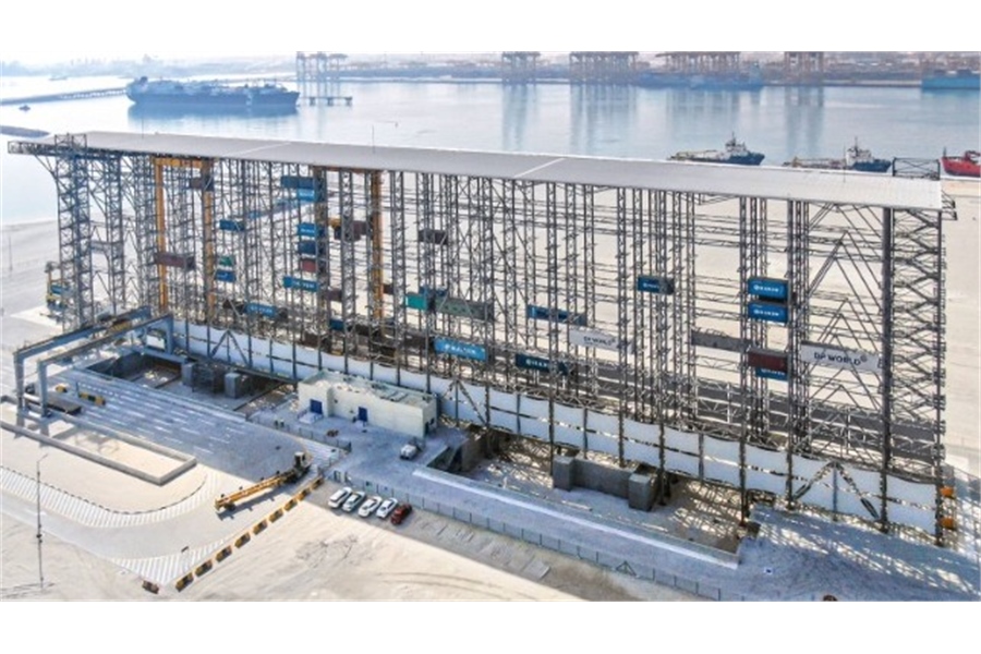 Giant Automated Container Rack Proves Successful in DP World Trial