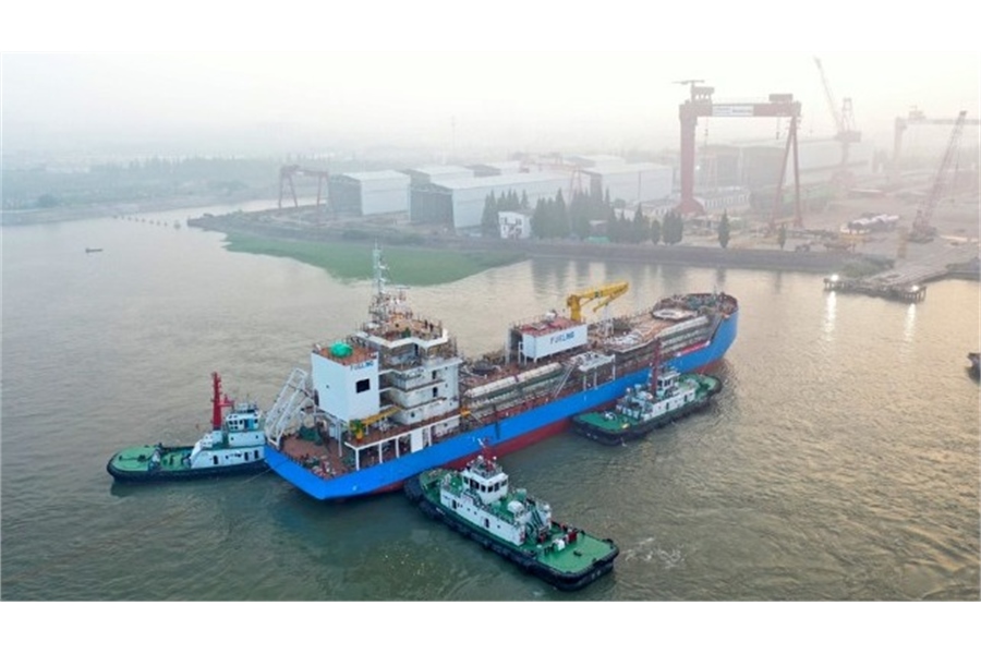 Singapore Building Expanded LNG Bunkering Capabilities