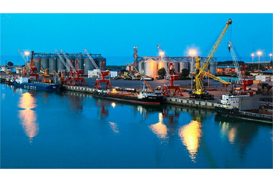 Expansion of storage tanks for petroleum products in Imam Khomeini Port