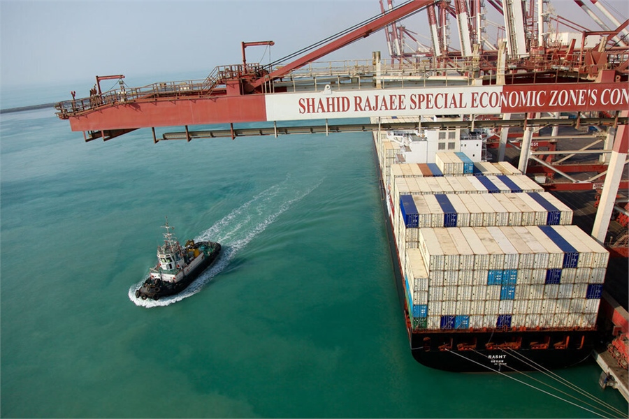 Over 1.7m TEUs of goods loaded, unloaded in Shahid Rajaee port in a year