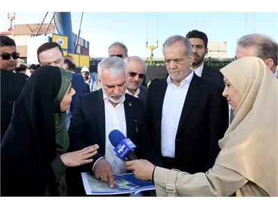 Iran president visits phase 1 of Shahid Beheshti Port in Chabahar