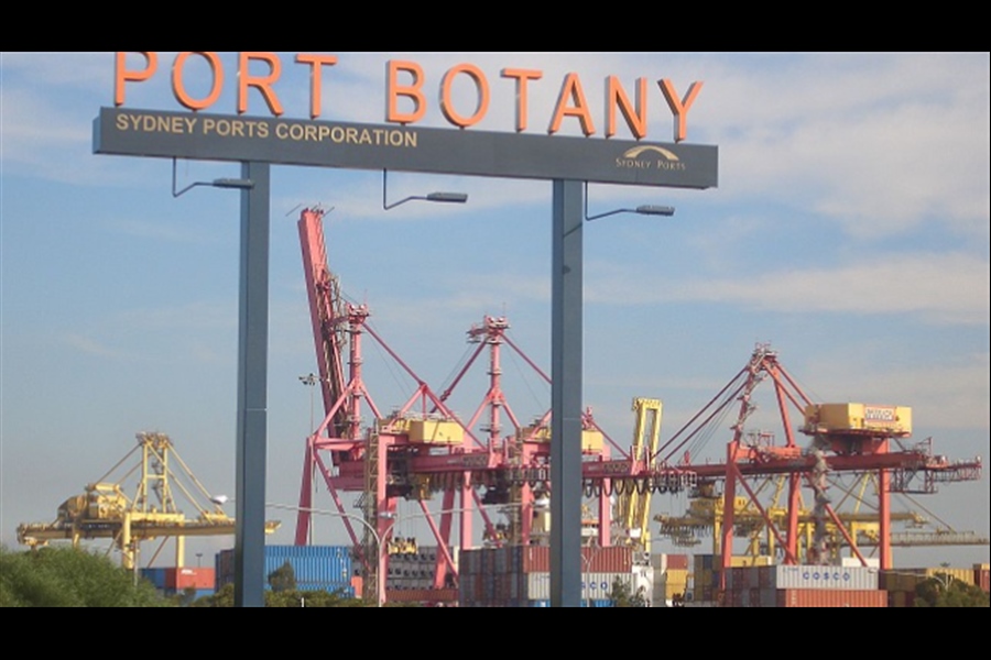 Australian Union Stops Action Threatening Sydney Container Terminal