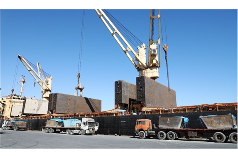 141% increase in unloading and loading of oil goods in Eastern ports of Hormozgan
