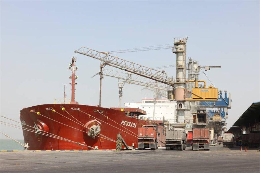 Over 540,000 Tonnes of Essential goods unloaded at Imam Khomeini Port