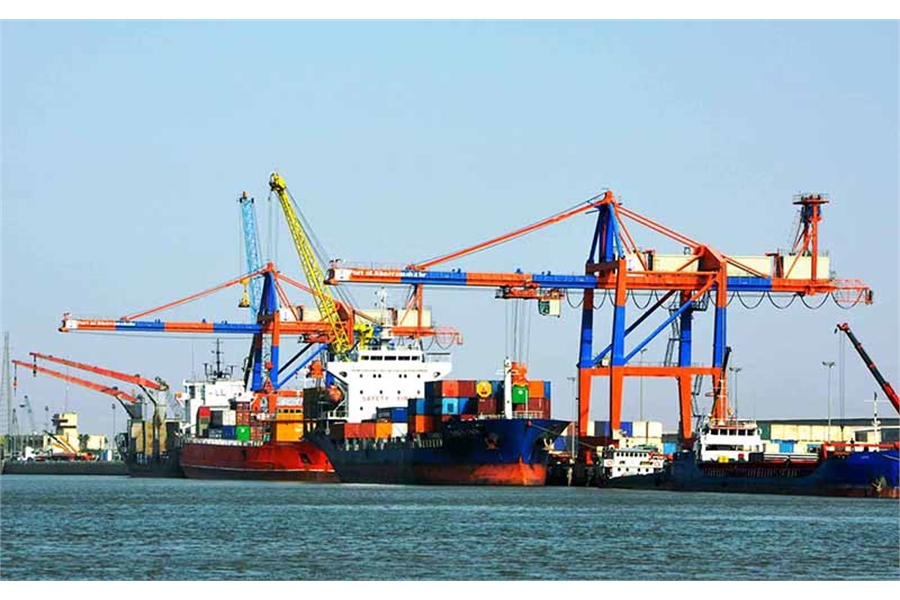 10% growth in unloading and loading operations in Iranian ports