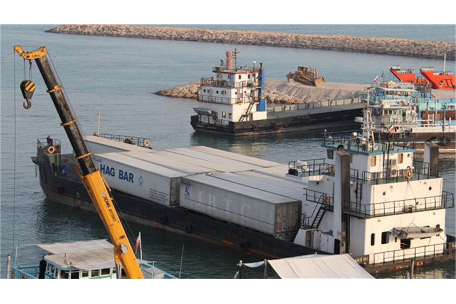 Lengeh Port Exports First Reefer Container Consignment to UAESpecial Yard Dedicated for Exports to Persian Gulf States