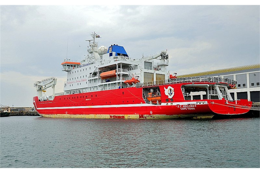 Seafarers Stranded on Remote South Atlantic Island After Vessel Sinks