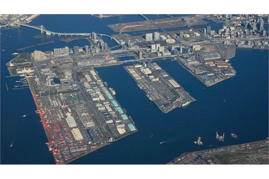 Japan Waives Port Fees for LNG and Hydrogen Ships to Reduce Emissions